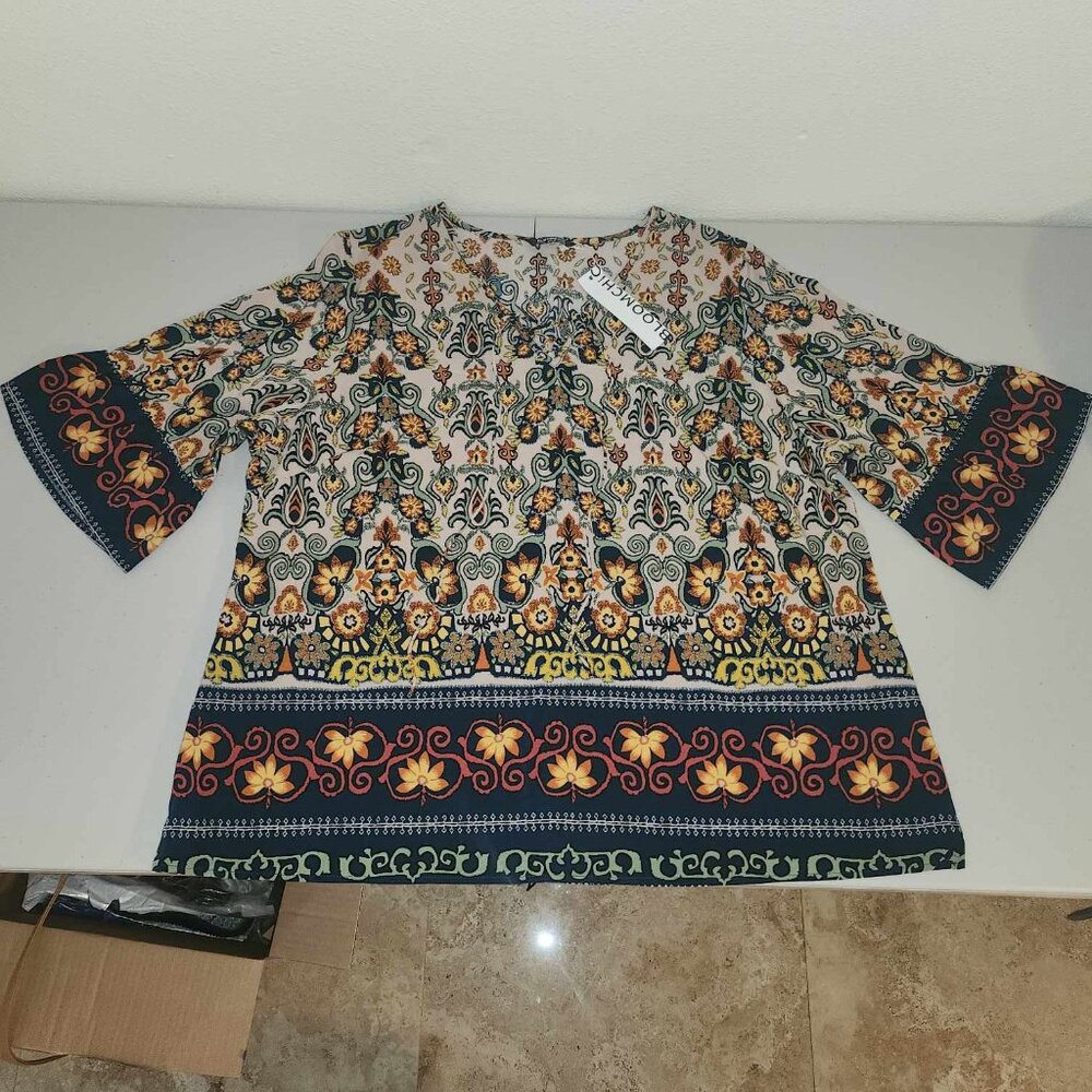 Bloomchic Size 22-24 Blouse